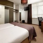 Hotel La Reine